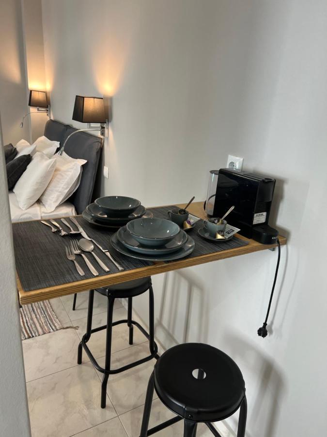 Apartmán Living Near Acropolis By Sylvia Staikou At Nikis Str Atény Exteriér fotografie
